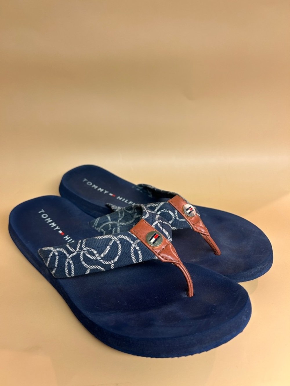 Tommy Hilfiger Navy Blue Patterned Fabric Thong Sandals with Brown Trim